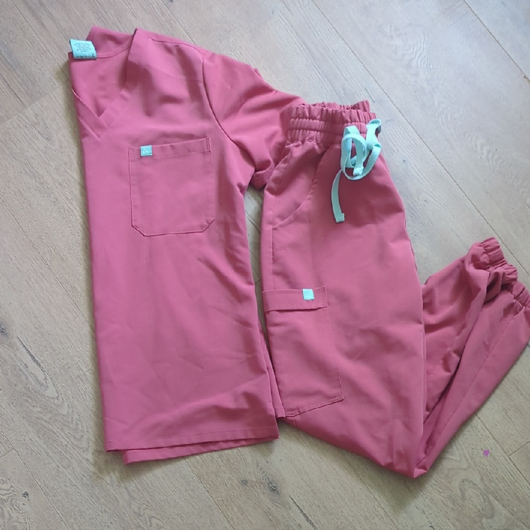 Garde-Malade Scrub Set